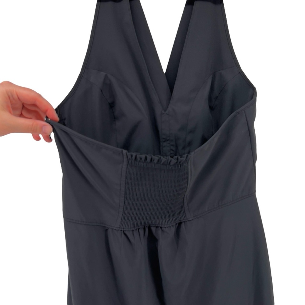 Athleta Go Anywhere Halter Dress Sz 8 Black Built In Bra  Featherweight Stretch - Picture 9 of 16